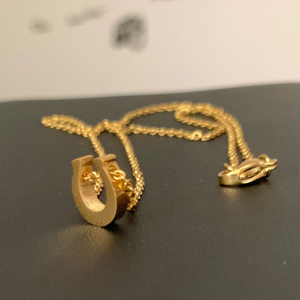 Horseshoe pendant necklace gold Dream Horse