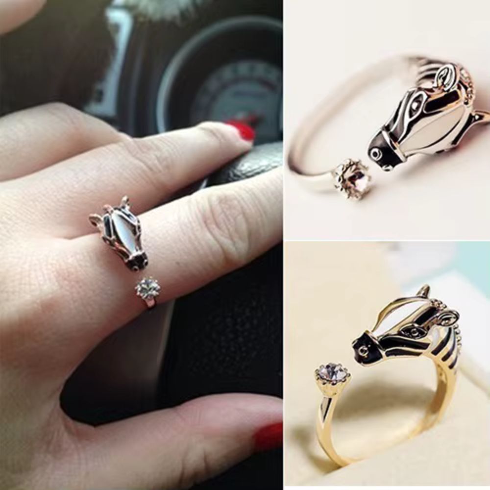 Horse ring design