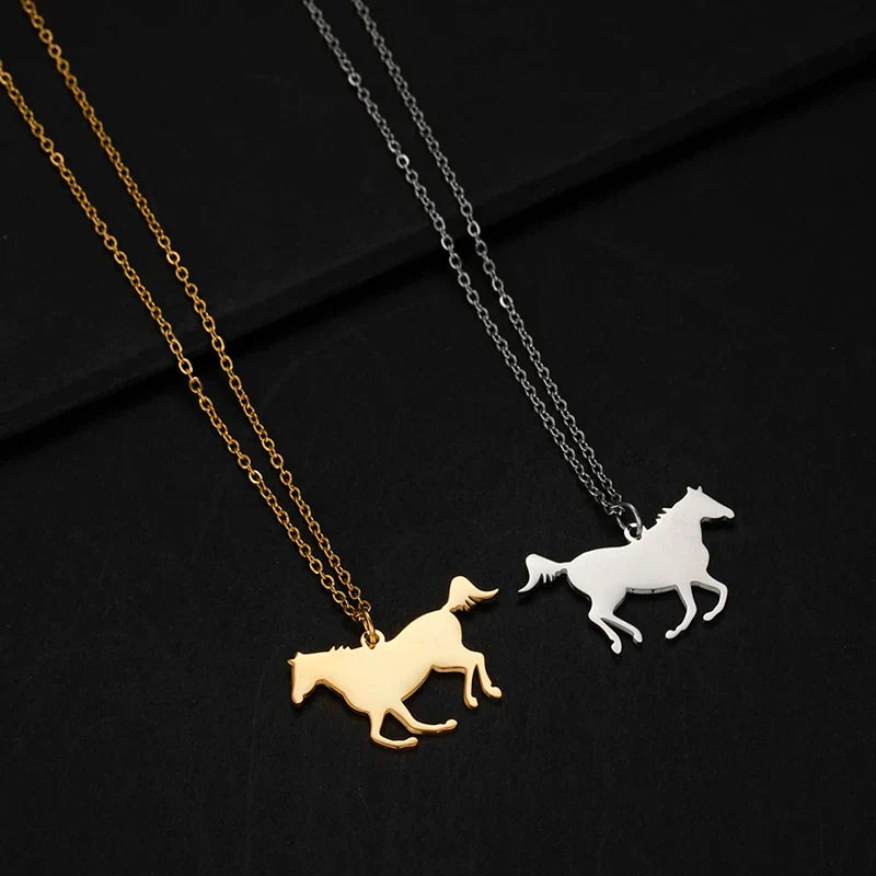 Necklace with a horse on it Dream Horse