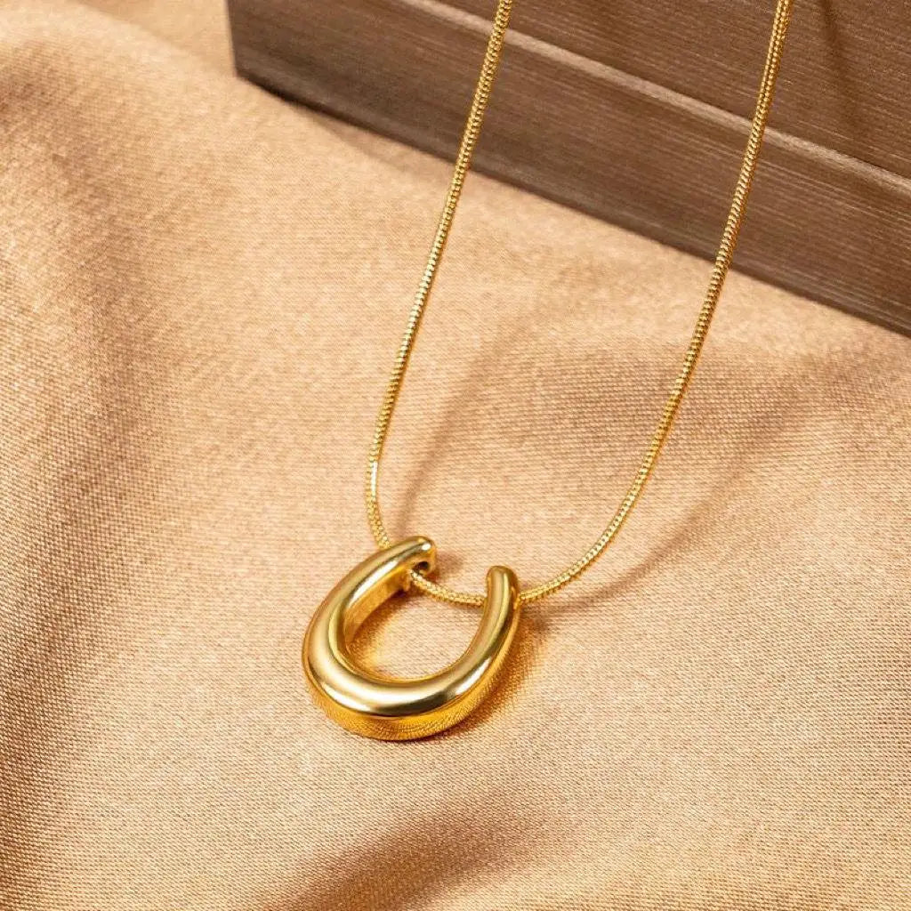 Gold horseshoe charm necklace Dream Horse