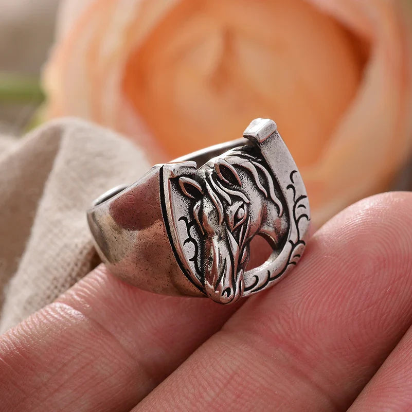 Horseshoe horse head ring Dream Horse