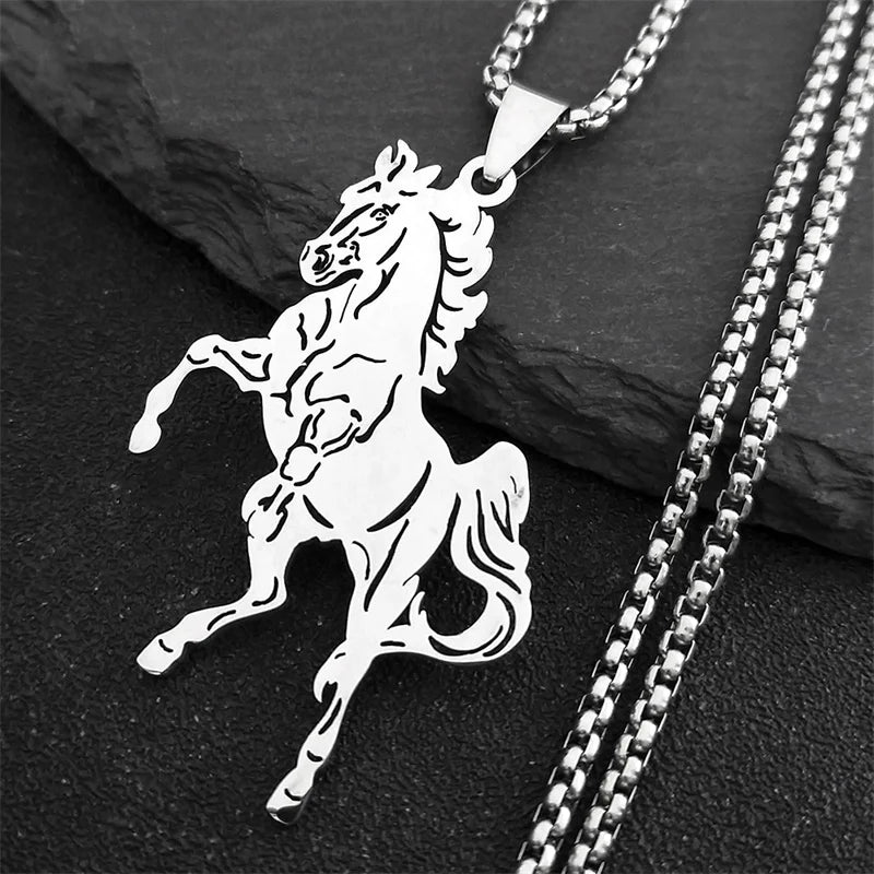 Jumping horse necklace Dream Horse