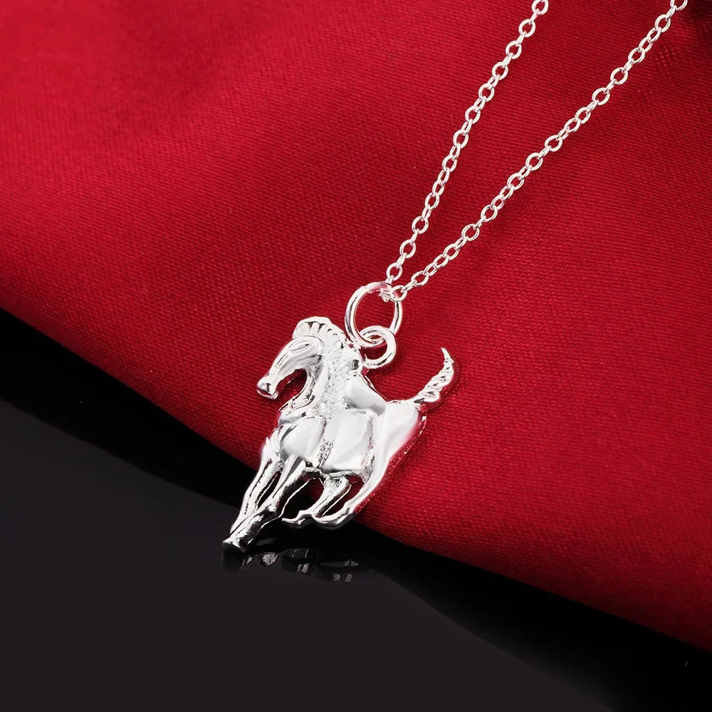Large horse pendant Dream Horse