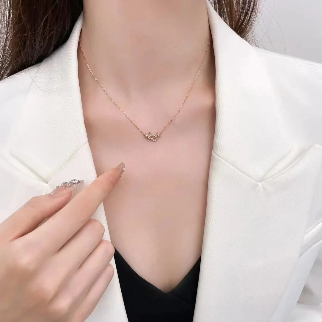 Delicate horseshoe necklace Dream Horse