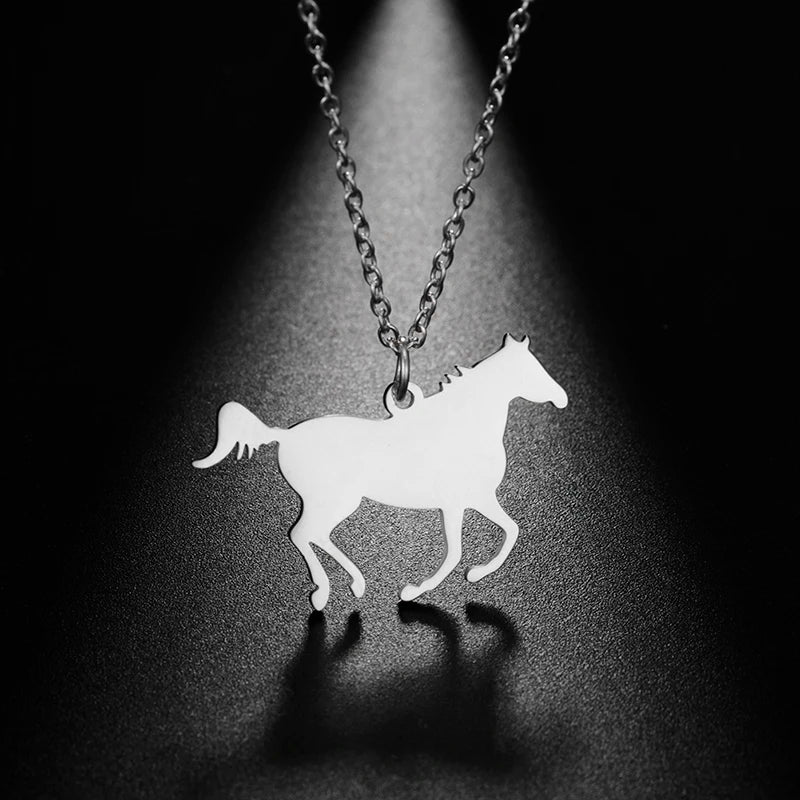 Necklace with a horse on it Dream Horse