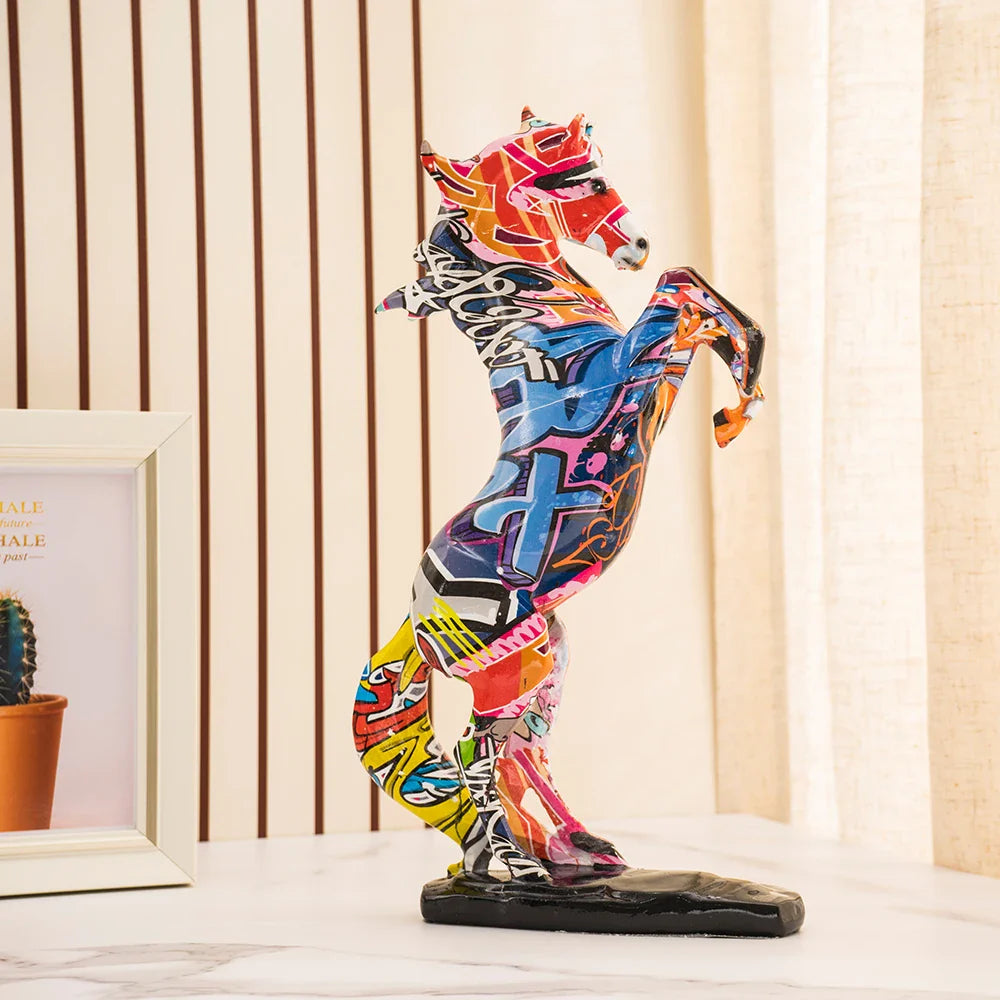 Painted horse statue Dream Horse