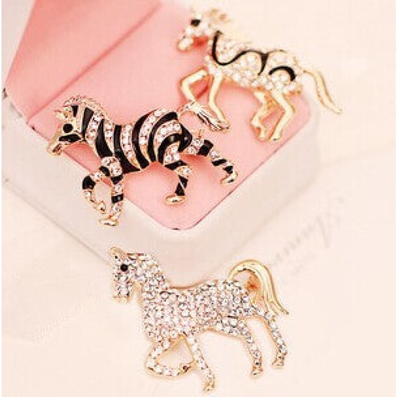 Elegant horse pin - Dream Horse