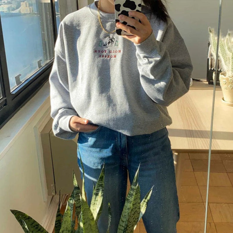 horse-racing-sweatshirt
