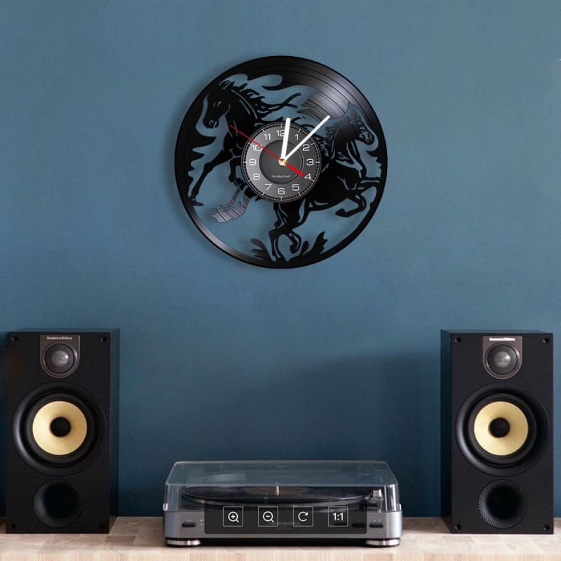 Horses Clock Vintage Vinyl - Dream Horse