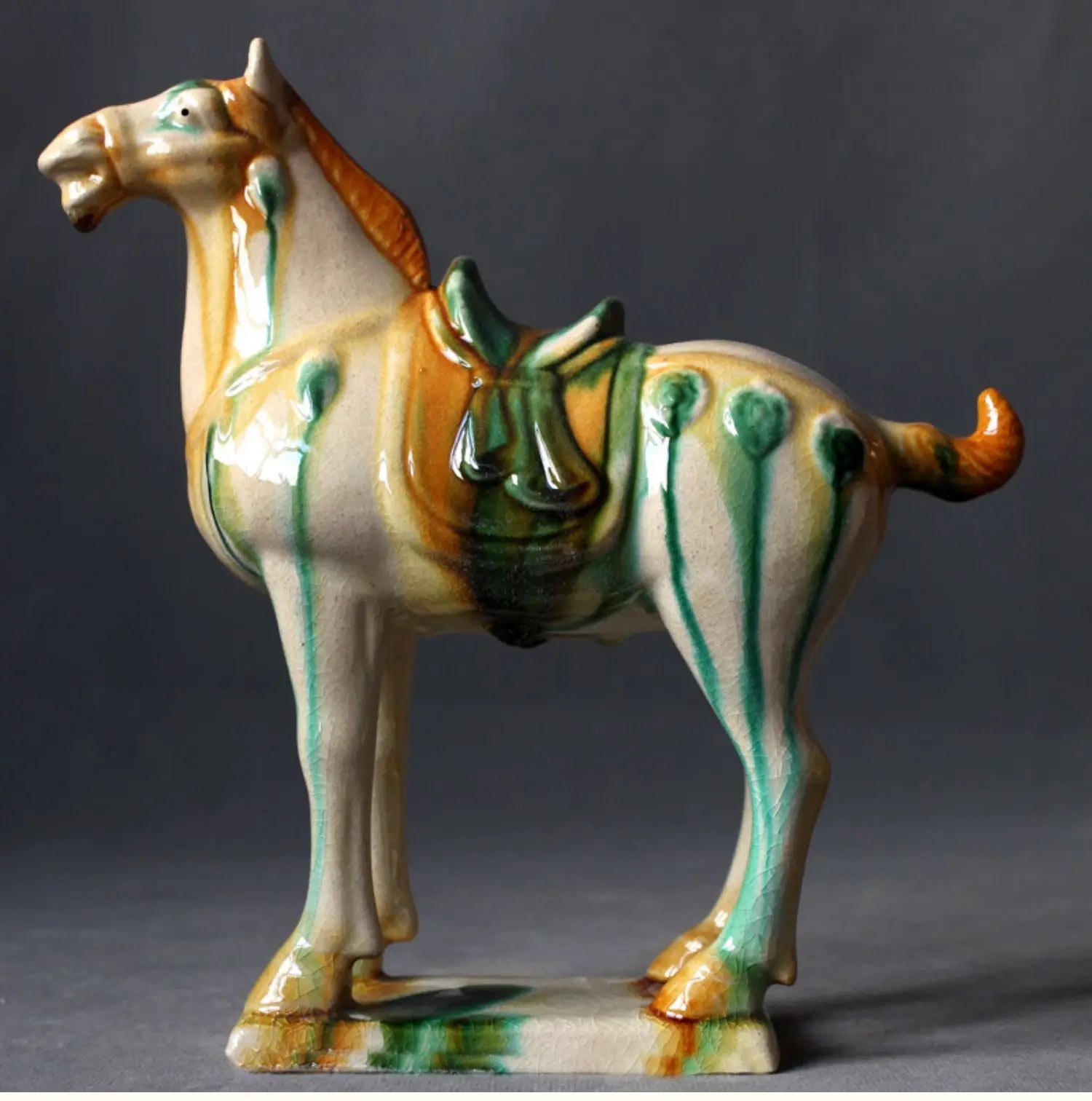 Mini horse statue Dream Horse