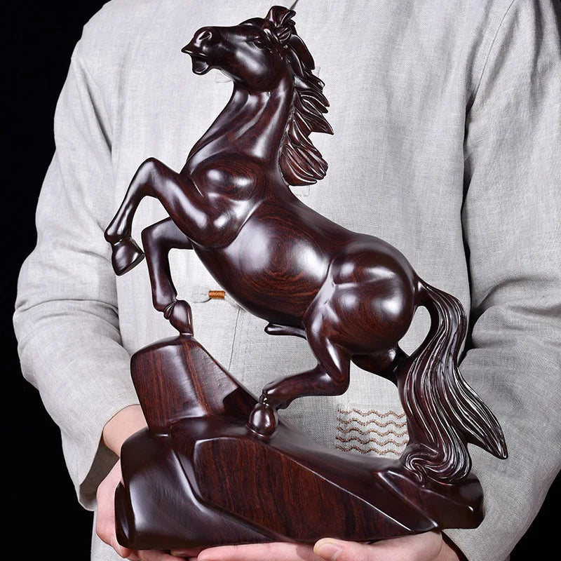 Stallion statue Dream Horse