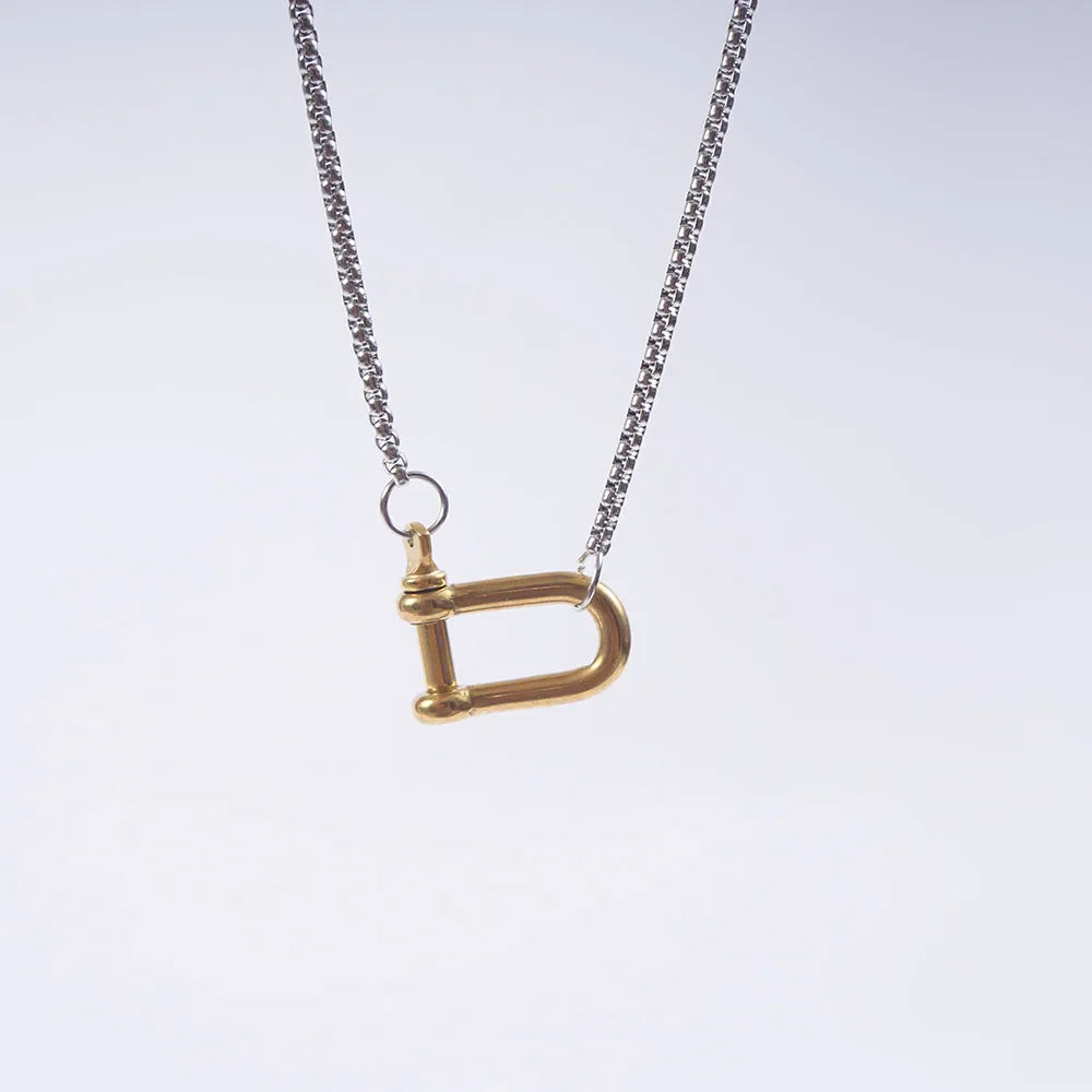 Tiny gold horseshoe necklace Dream Horse