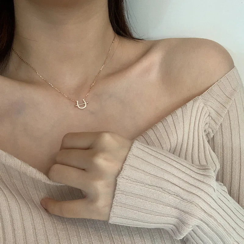 Tiny horseshoe necklace Dream Horse